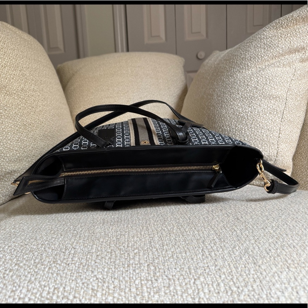 Tory Burch - Gemini Tote - Picture 4 of 13